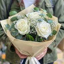 Букет цветов из:  Розы в Середе