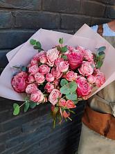Букет цветов из:  Розы в Середе